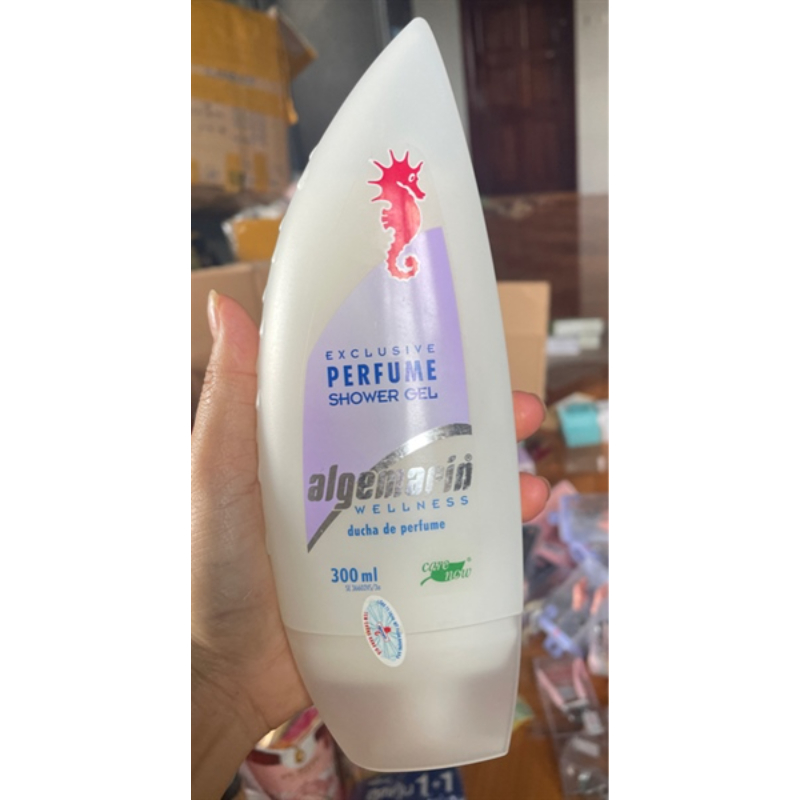 Sữa Tắm Cá Ngựa Nhọn 300Ml