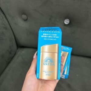 Sữa chống nắng anessa kiềm dầu 60ml vàng