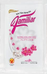 Sữa tắm familiar hồng, trắng