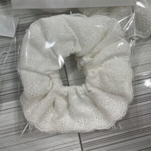 Cột ren trắng 4 lớp