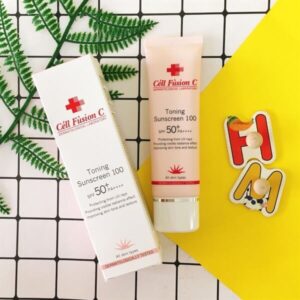 Kem chống nắng cell hồng 50ml mọi loại da, nâng 2 tone che khuyết điểm, chỉ số chống nắng cao, kiềm dầu tạm, là kem chống nắng vật lí lai hóa học