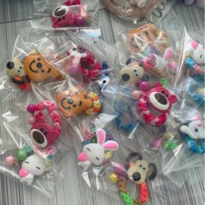 Cột tóc hình thú
