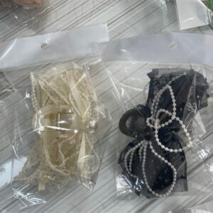 Kẹp cua ngọc trai