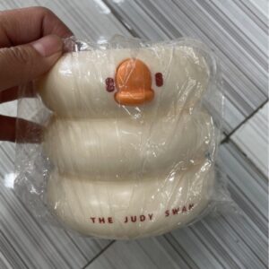 Lọ đựng bút hình vịt kute