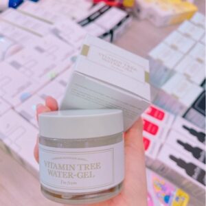 Kem dưỡng ẩm & kiềm dầu vitamin tree water