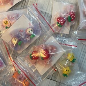 Kẹp nơ rua hình trái cây