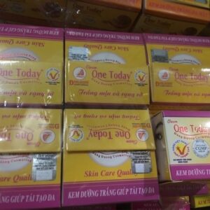 Kem duong da tai tao gia tri mun nam trang 3 tac dung 9gr