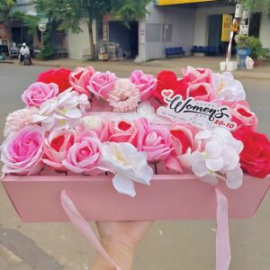 Hộp quà hoa lớn