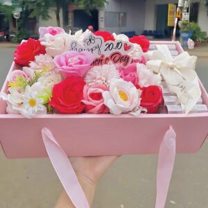 Hộp hoa lớn có khuôn đựng tiền